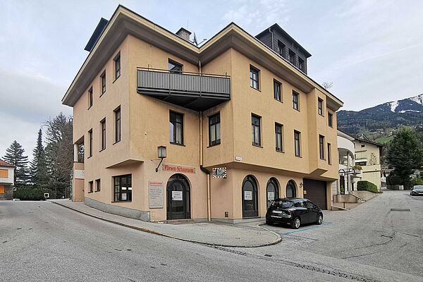 Großes, zentral gelegenes Geschäftslokal